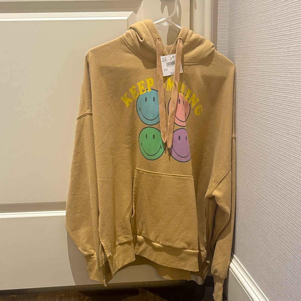 NEW NWT Women’s American Eagle Keep Smiling Hoodie This Feels Huggable Size XXS
